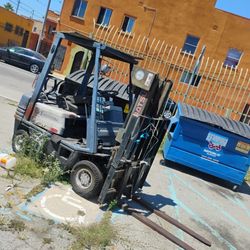 Forklift For Parts 