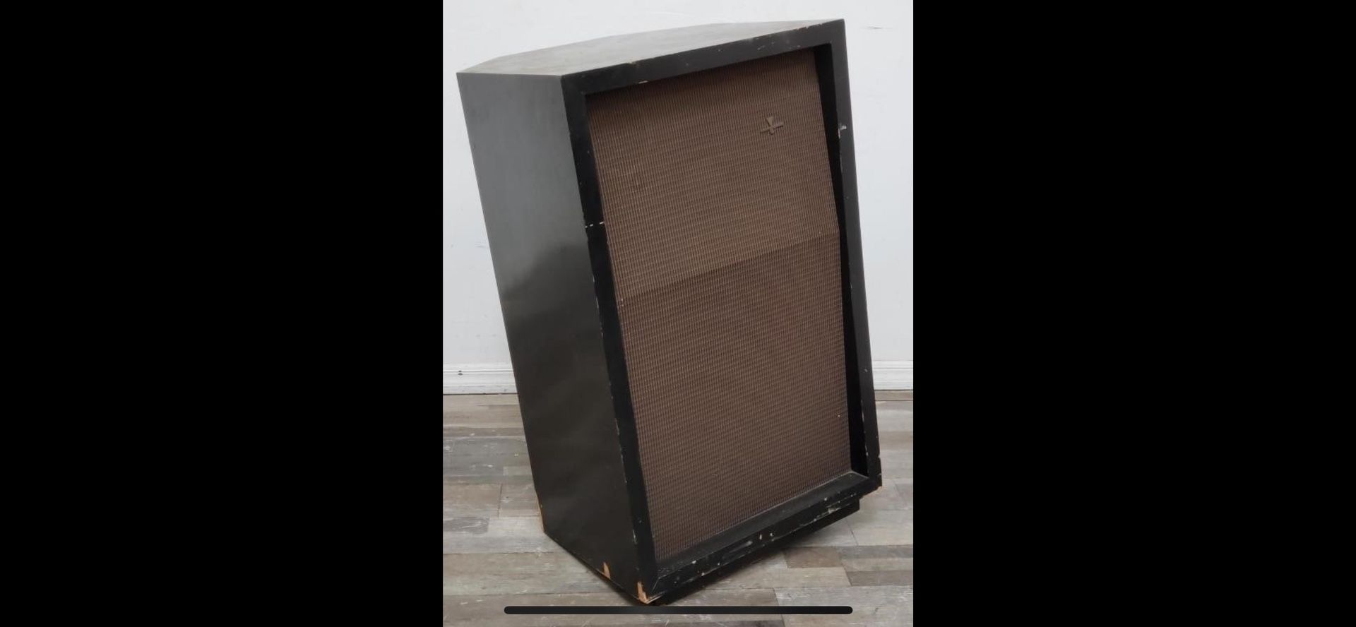 EMPTY JBL JIM LANSING C34 / D-34001 Speaker Cabinet