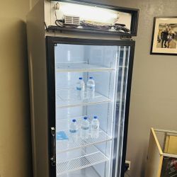 Refrigerator Commercial WORKS GREAT!!