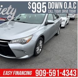 2015 TOYOTA CAMRY SE