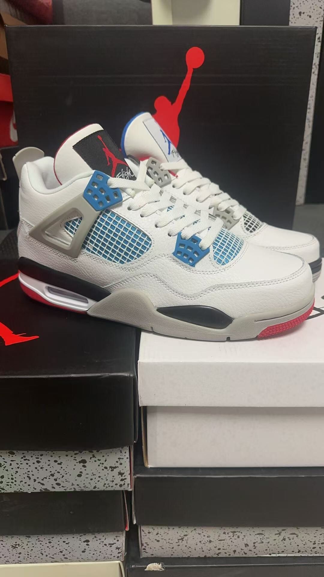 Air Jordan 4 SE What the 4. Size 12!!