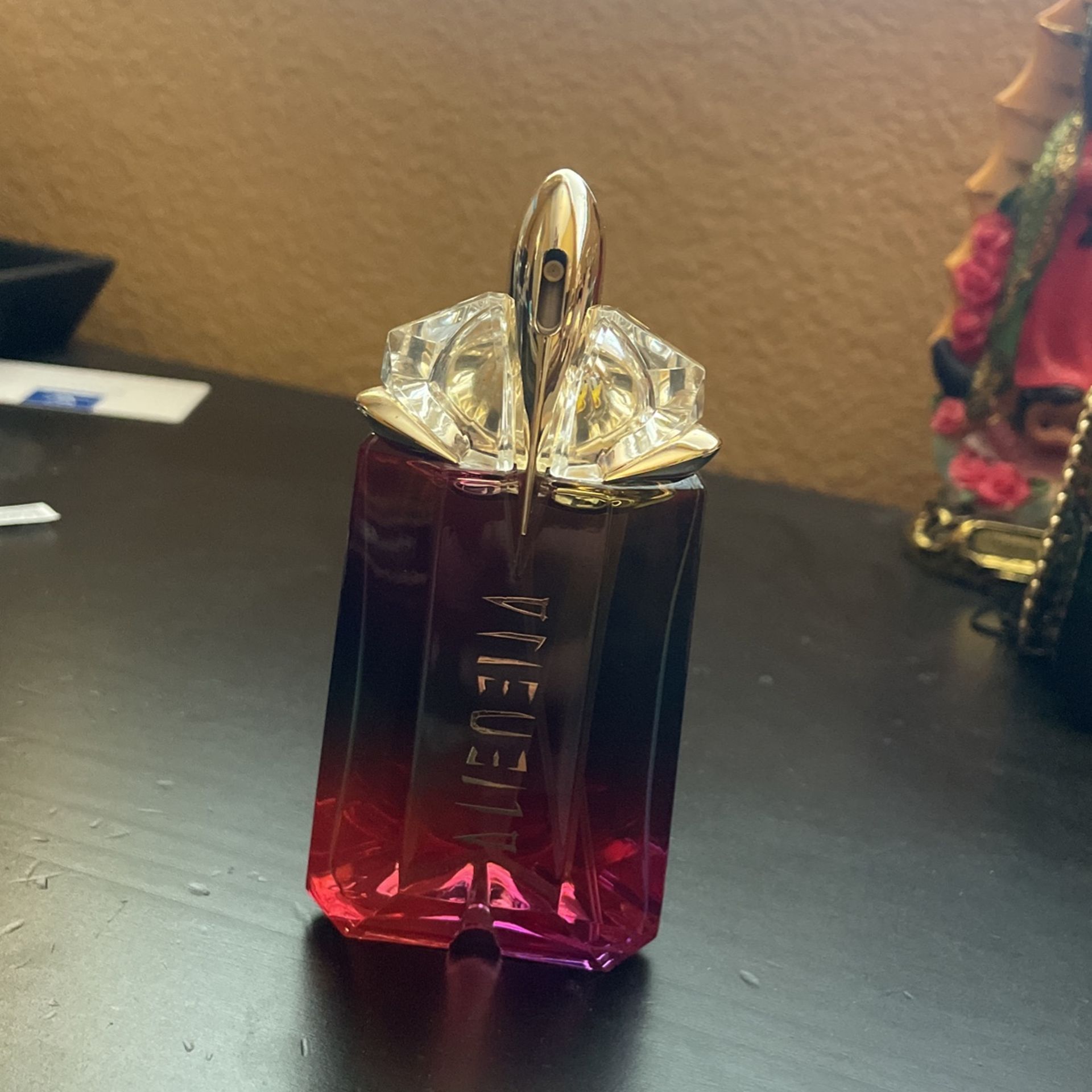 Thierry Mugler Alien Perfume 2oz EDP Refillable Bottle