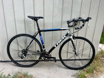 Trek 1.1 Road Bike size Medium 54cm! Very Nice!
