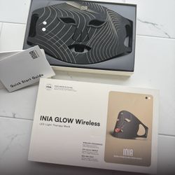 Inia Glow wireless LED Mask