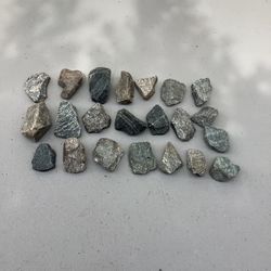 *** Fish Tank / Aquarium Rocks *** 15 Rocks For $20.00 *** 