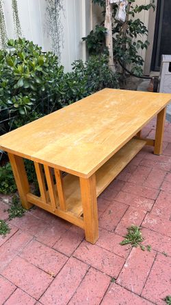 Free coffee table