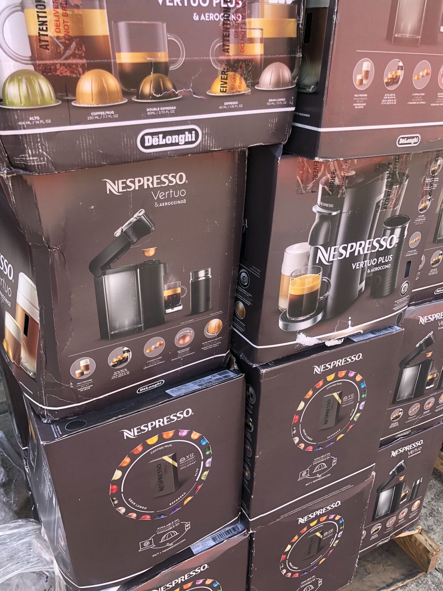 Coffee makers Delonghi, Nespresso available