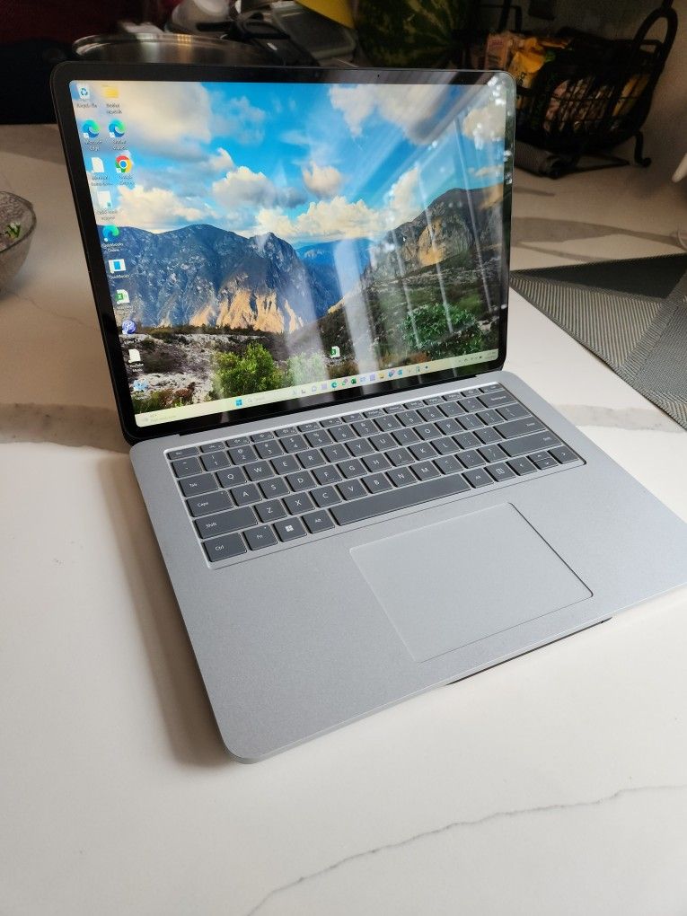 Surface Laptop Studio