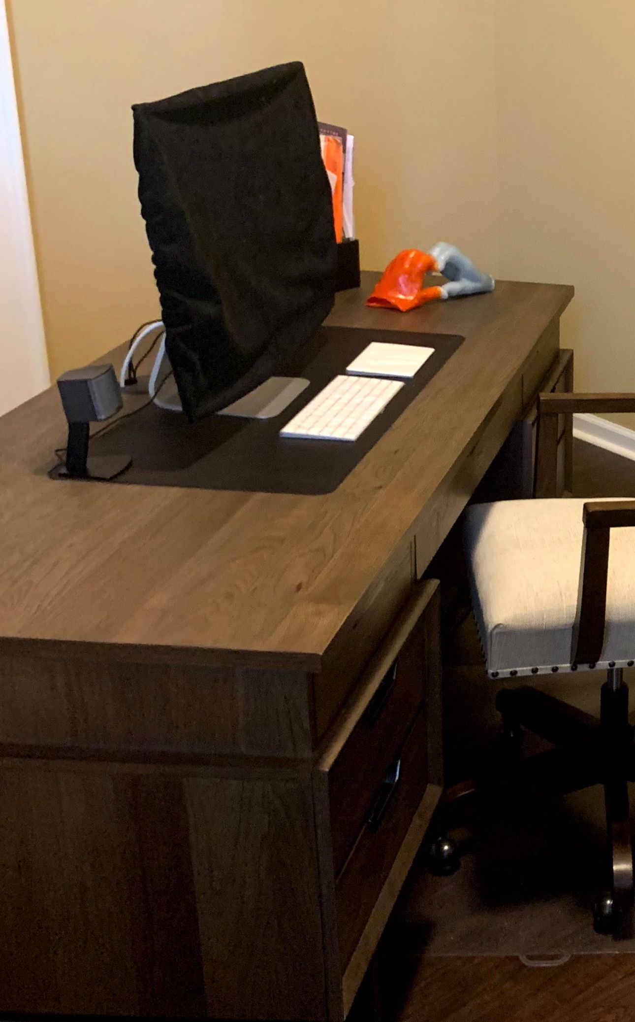 Office Desk
