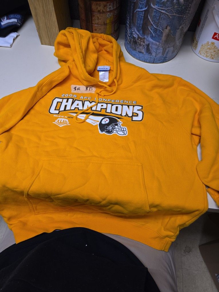 Steelers Yellow Hoodie Medium