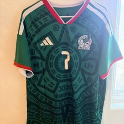 Mexico G. Mora #7 Soccer Jersey short sleeve size 2(2XL, 1(L 5/3