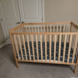 Crib with mattress