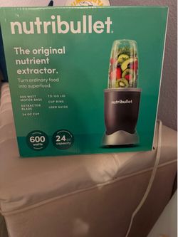 Nutribullet blender 600 watts 24oz capacity