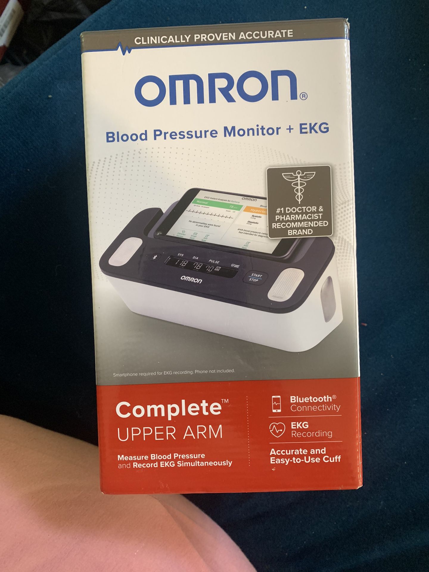 OMRON Blood Pressure + EKG MONITOR 