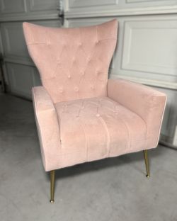 Pink Velvet Tufted Accent Chair with Gold Legs