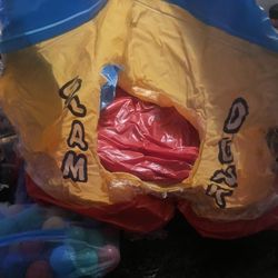 Little Tikes  Basketball Jumper With balls ….