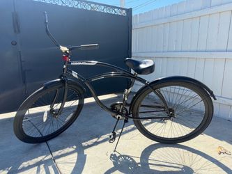 Beach cruiser bicycle