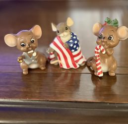 Vintage Figurine Of Christmas Mouse, Tux Mouse And America Mouse