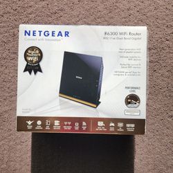 NETGEAR R6300 WIFI ROUTER 