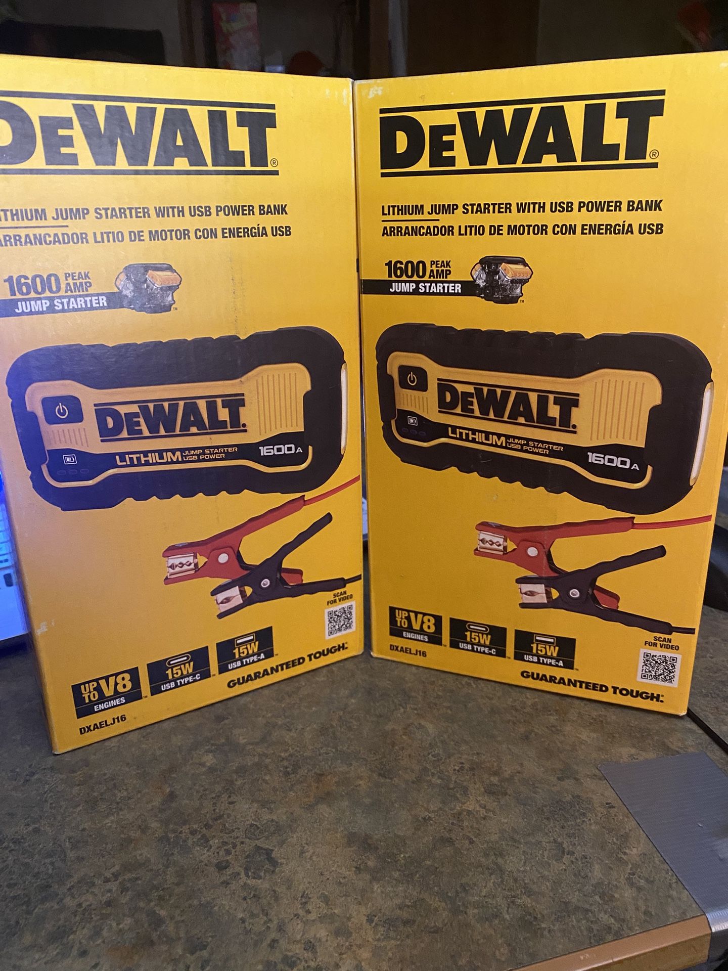 DEWALT 1600 JUMP STARTER #DXAELJ16 $80  EACH JUMP STARTER (( Read Below ))