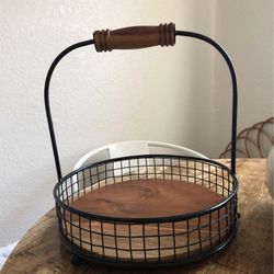 Tray With Handle 10”