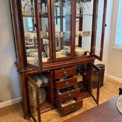 China Cabinet W/ Touch Light