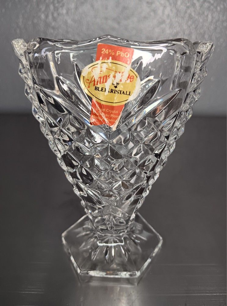 Anna Hutte Bleikristall Germany 24% PbO Lead Crystal Bud Vase 4.25" Tall Clear.