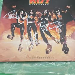 KISS Destroyer Vinyl Signed by 3 - PSA/DNA COA - Paul Stanley, Eric Singer,...