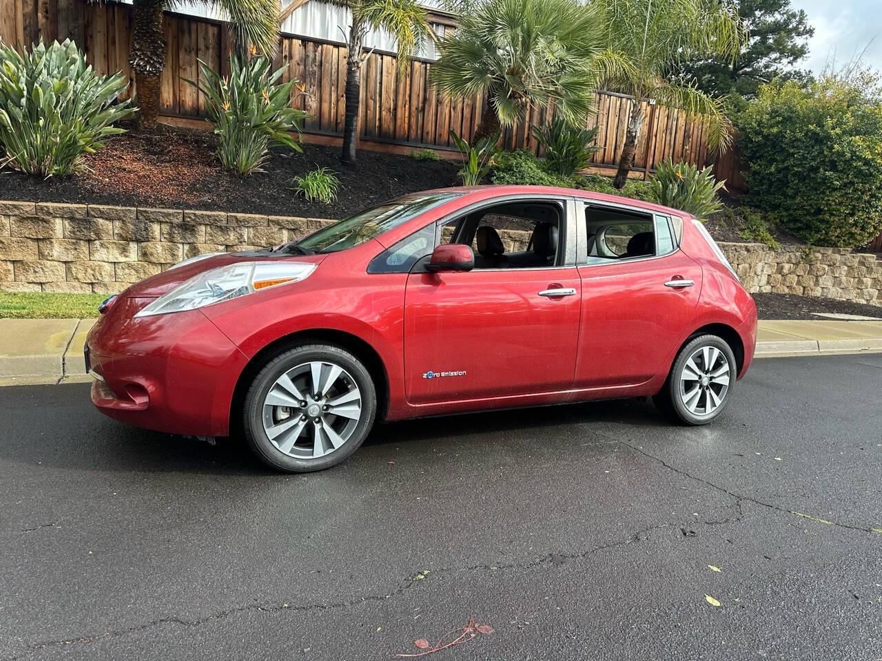 2015 Nissan LEAF