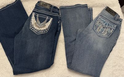 Women 9/10, 5/6 Sky jeans