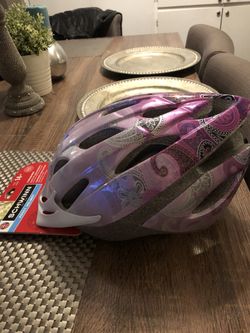 Brand new Scwinn adult helmet