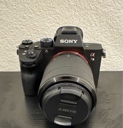 Sony Alpha 7 III Camera