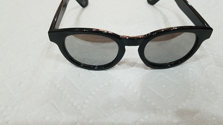 Vans Sun glasses.....