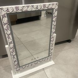 Hello Kitty Impressions Makeup Mirror 