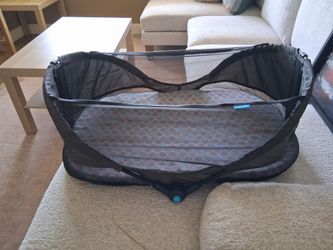 Bruce baby travel pod