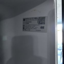 Free Refrigerator Only  Freezer Works