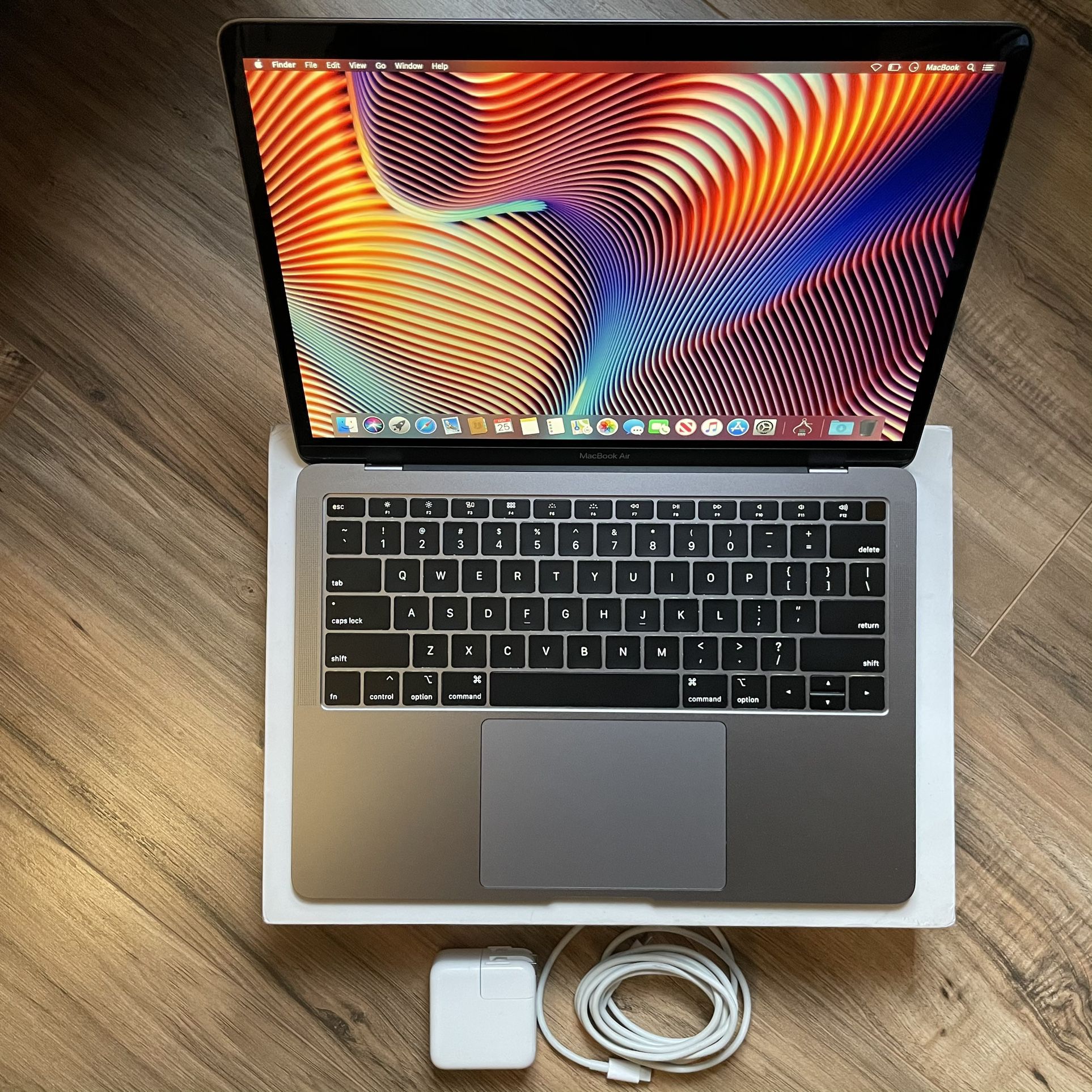 2019 MacBook w/Touch ID Retina Core i5 13” Air Faster Than Basic i3 1.1 2020 pro