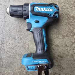 Makita
18V LXT Lithium-lon 1/2 in. Cordless Driver-Drill (Tool-Only)