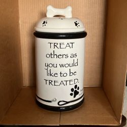 Dog treat container