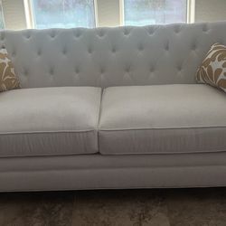Sofa, white, excellent condition