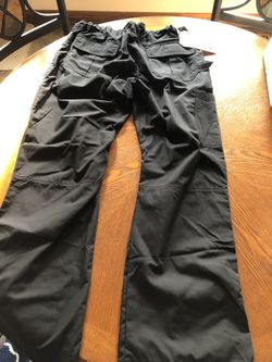 $10. New Just Love Scrub pant black sz lg