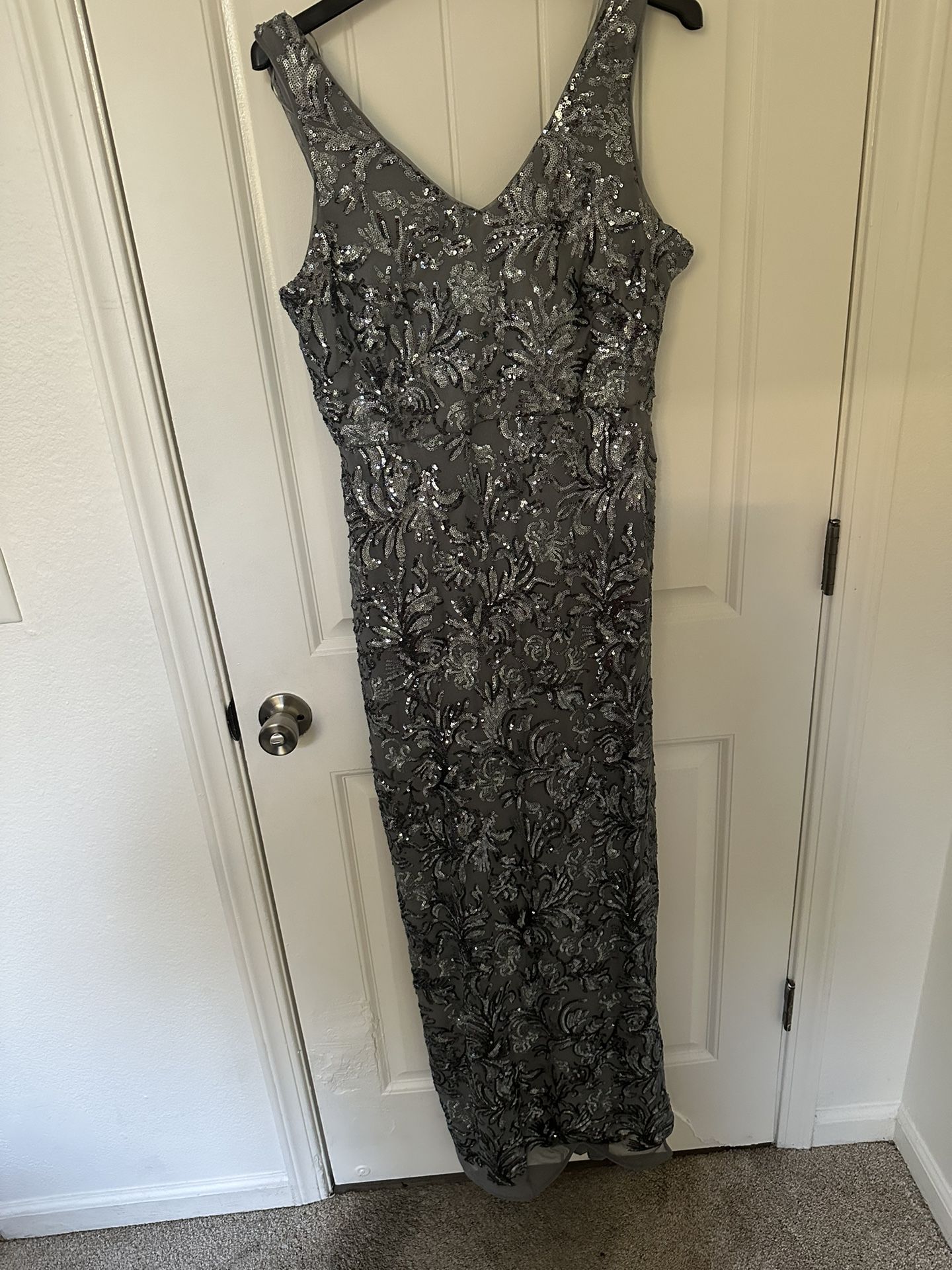 R& RICHARDS ELEGANT DRESS