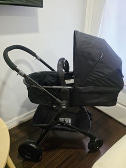 Evenflo Pivot 2-in-1 Convertible Stroller.