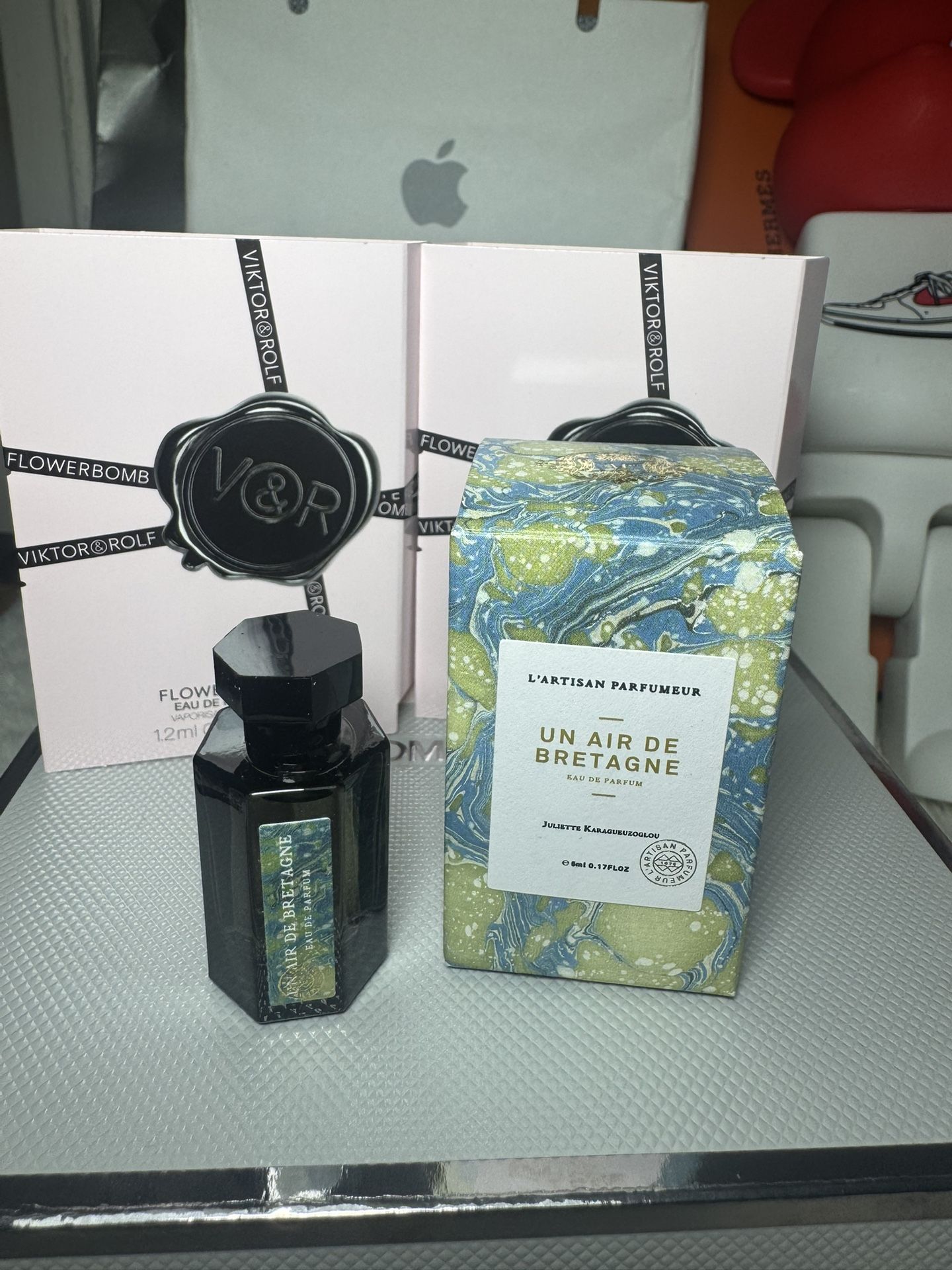 L'ARTISAN PARFUMEUR UN AIR DE BRETAGNE 5ml/0.17 oz + bonus!!