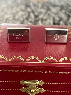 Men’s Cartier cuff links