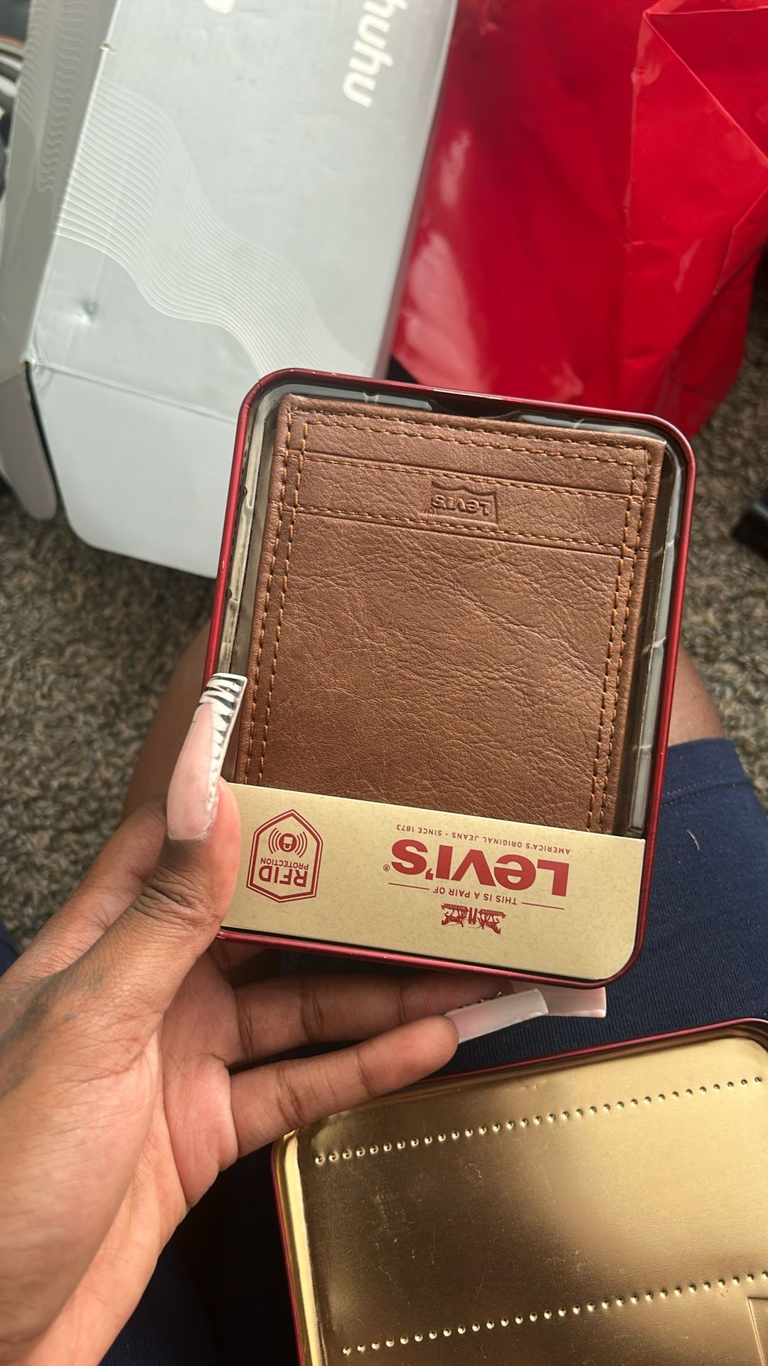 levis wallet