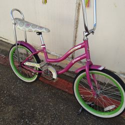 20" Girls Schwinn Bike