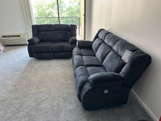 Fast Delivery Recliner, Reclining Sofa, Reclining Loveseat couch Only $39 down payment 👉 Please ask Jon Green for a discount when you arrive!