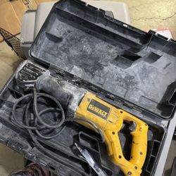 DEWALT Reciprocating Saw