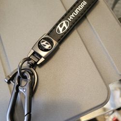 Hyundai Valve stem covers and key chain